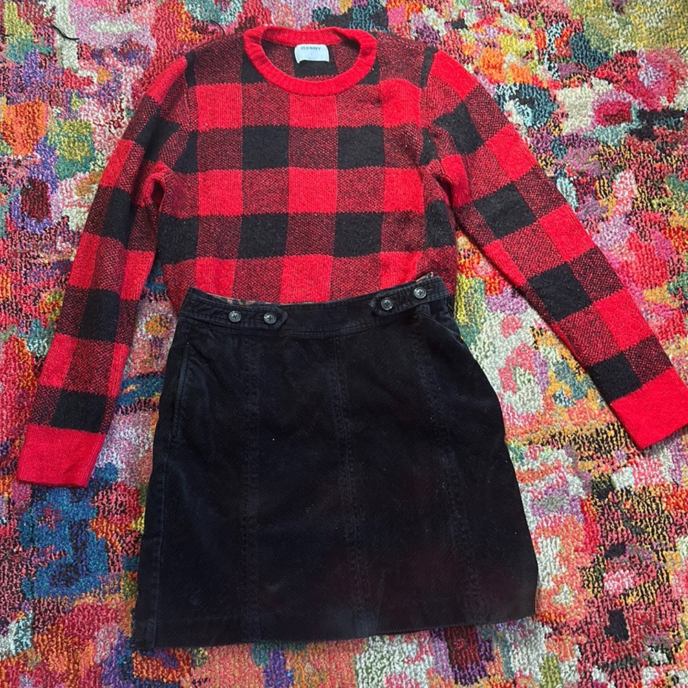 Corduroy high-waisted mini skirt